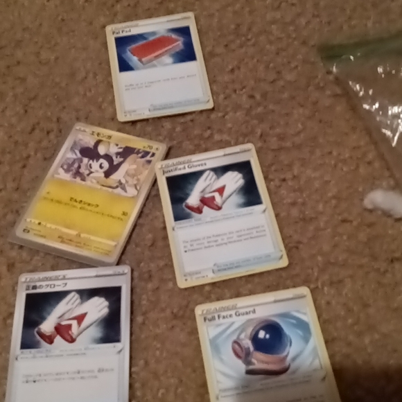 Multiple Pokemon cards - Picture 1 of 1